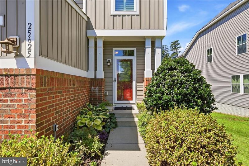 25625 Gathering Glen St, Aldie, VA 20105