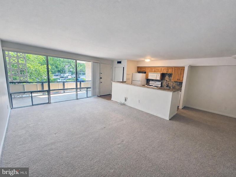 7559 Spring Lake Dr #D2, Bethesda, MD 20817