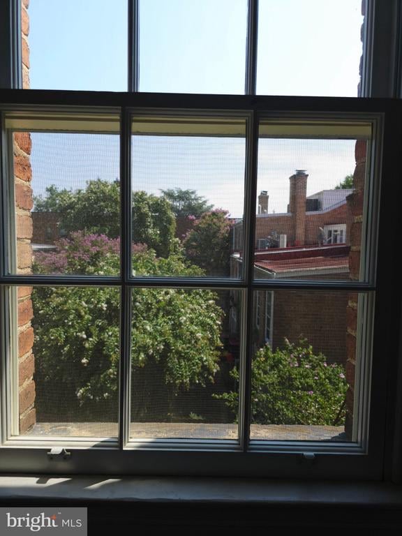 2527 Q St NW #204, Washington, DC 20007