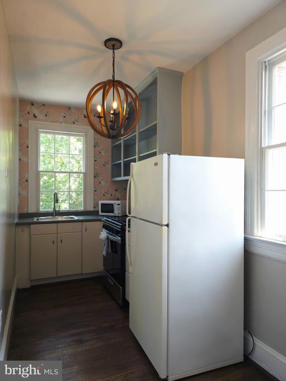 2527 Q St NW #204, Washington, DC 20007