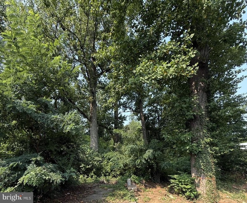 9300 Old Georgetown Rd, Bethesda, MD 20814
