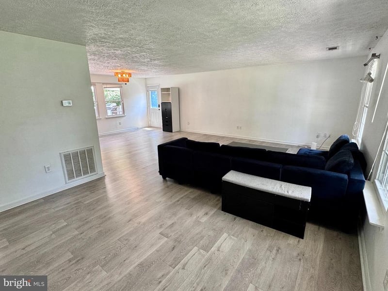 2038 Dewey Dr, Stafford, VA 22554