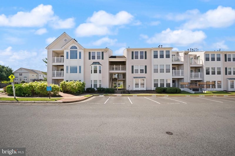8301 Bluebird Way #G, Lorton, VA 22079