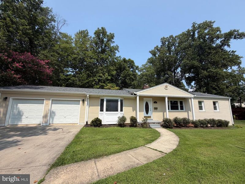 3704 Bevan Dr, Fairfax, VA 22030
