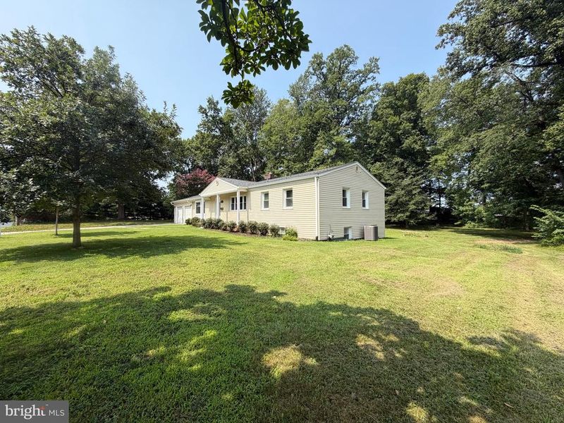 3704 Bevan Dr, Fairfax, VA 22030