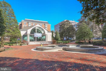 4515 Willard Ave #2007S, Chevy Chase, MD 20815