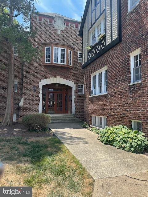 208 Farragut St NW #204, Washington, DC 20011
