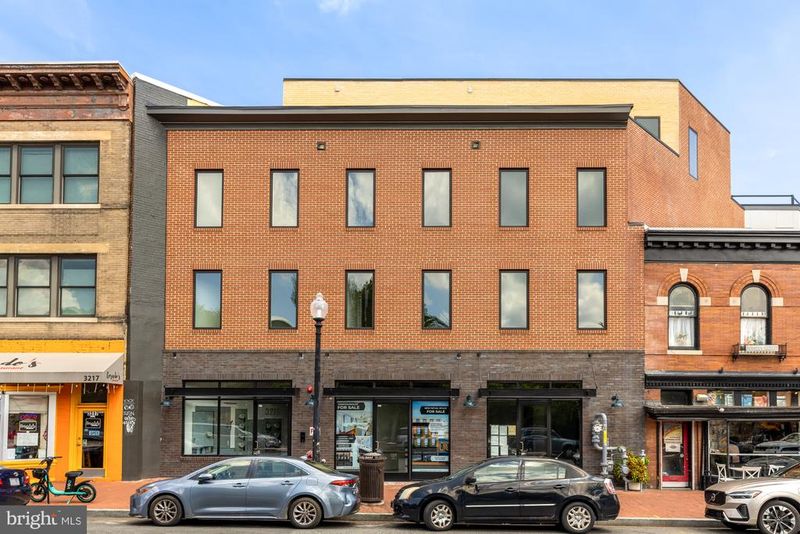 3215 Mount Pleasant St NW #202, Washington, DC 20010