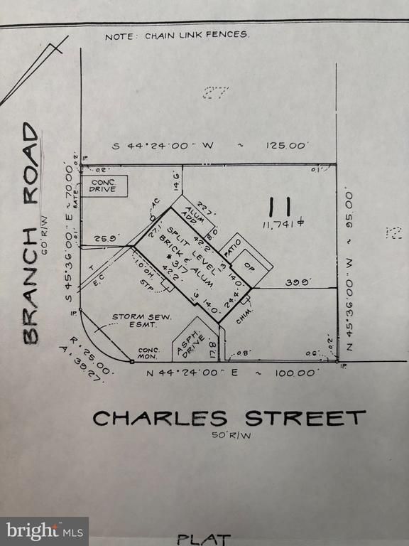 317 Charles St SE, Vienna, VA 22180