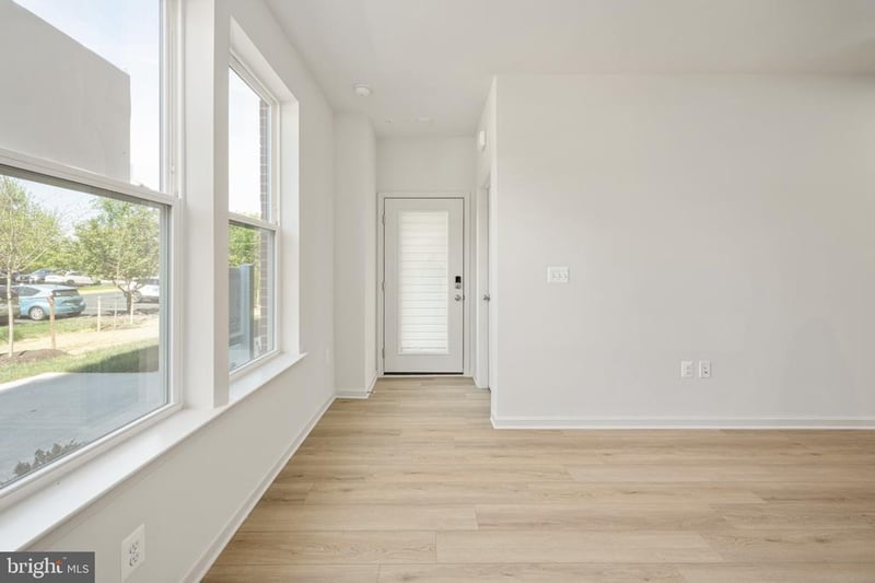 2630 Neabsco Common Pl, Woodbridge, VA 22191