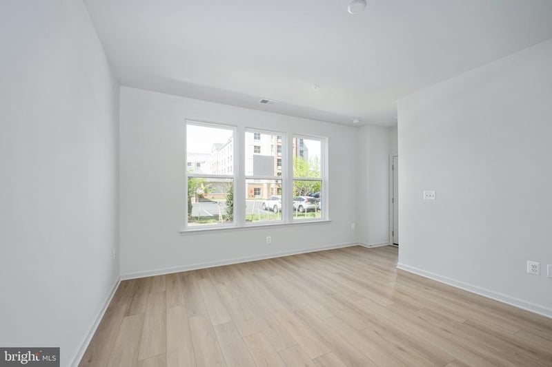 2630 Neabsco Common Pl, Woodbridge, VA 22191