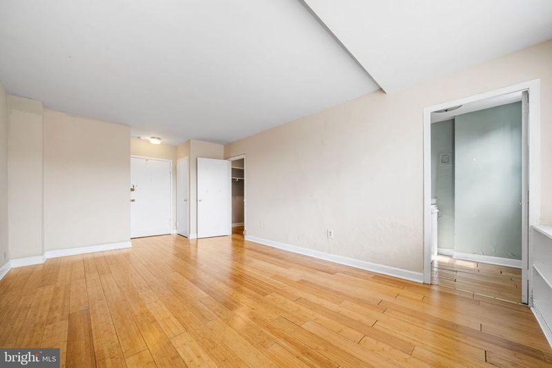1121 Arlington Blvd #534, Arlington, VA 22209