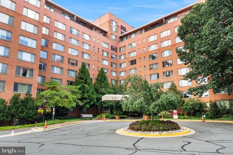 1121 Arlington Blvd #534, Arlington, VA 22209