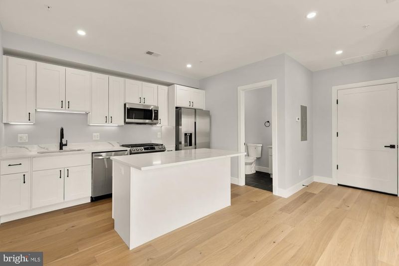 3215 Mount Pleasant St NW #403, Washington, DC 20010