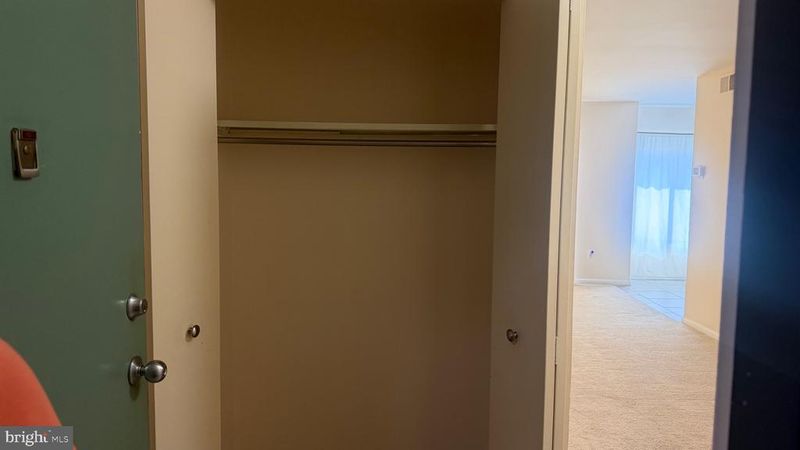 6924 Hanover Pw #101, Greenbelt, MD 20770
