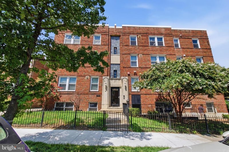1380 Bryant St NE #10, Washington, DC 20018