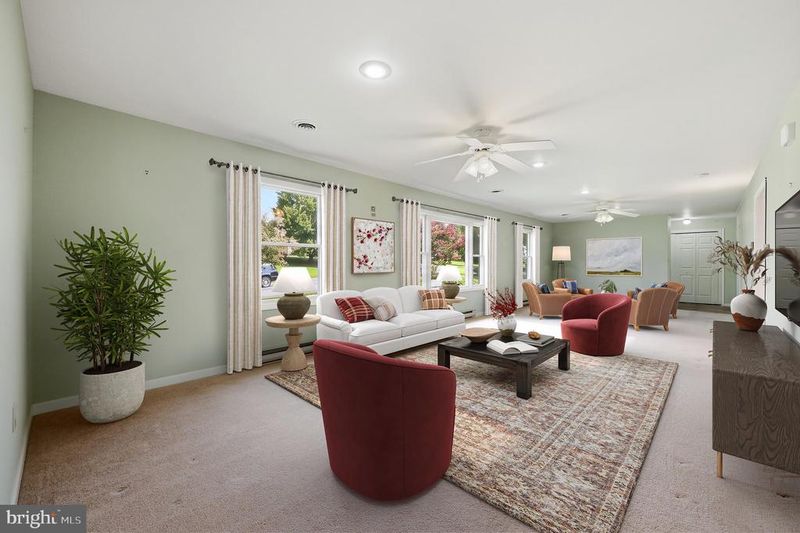 206 Sunhigh Dr, Thurmont, MD 21788