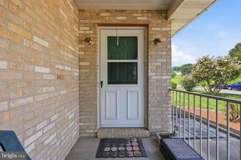 206 Sunhigh Dr, Thurmont, MD 21788