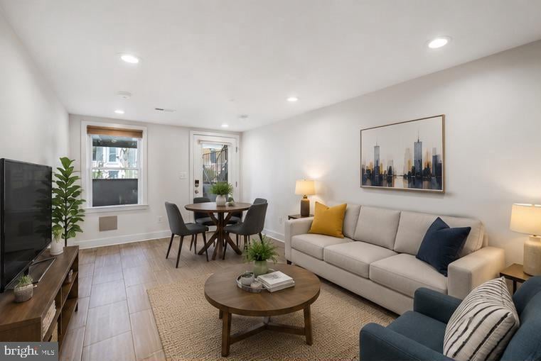 1350 Perry Pl NW, Washington, DC 20010
