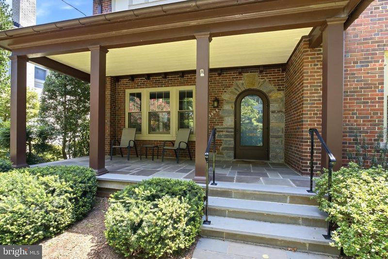 5405 39th St NW, Washington, DC 20015