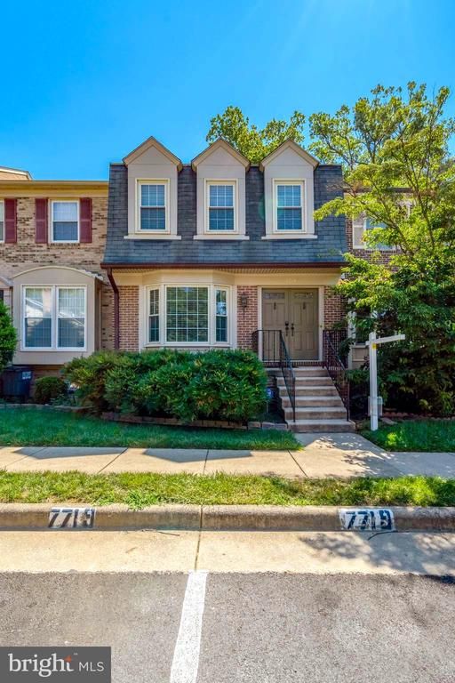 7719 Bristol Square Ct, Springfield, VA 22153