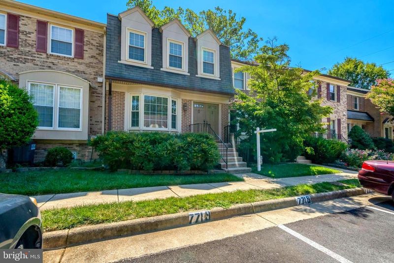 7719 Bristol Square Ct, Springfield, VA 22153