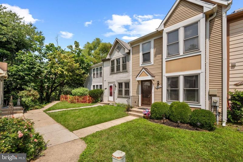 14518 Sorrento Ct, Burtonsville, MD 20866