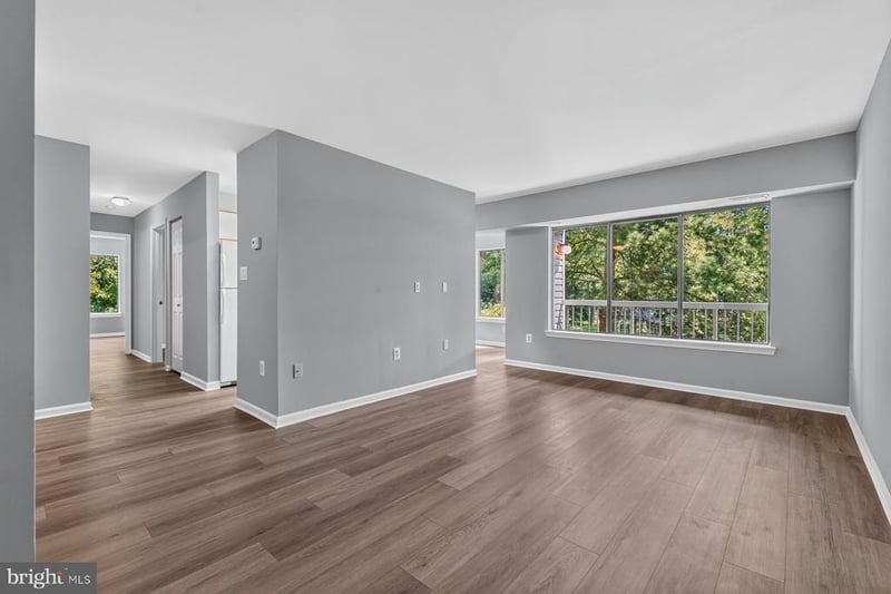 8372 Buttress Ln #202, Manassas, VA 20110
