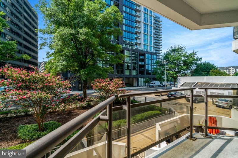 1530 Key Blvd #219, Arlington, VA 22209