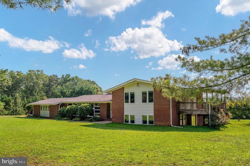 18002 Rosiers Creek Ln, King George, VA 22485