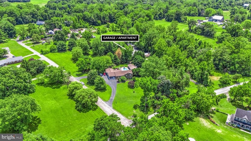 6893 Old Solomons Island Rd, Friendship, MD 20758