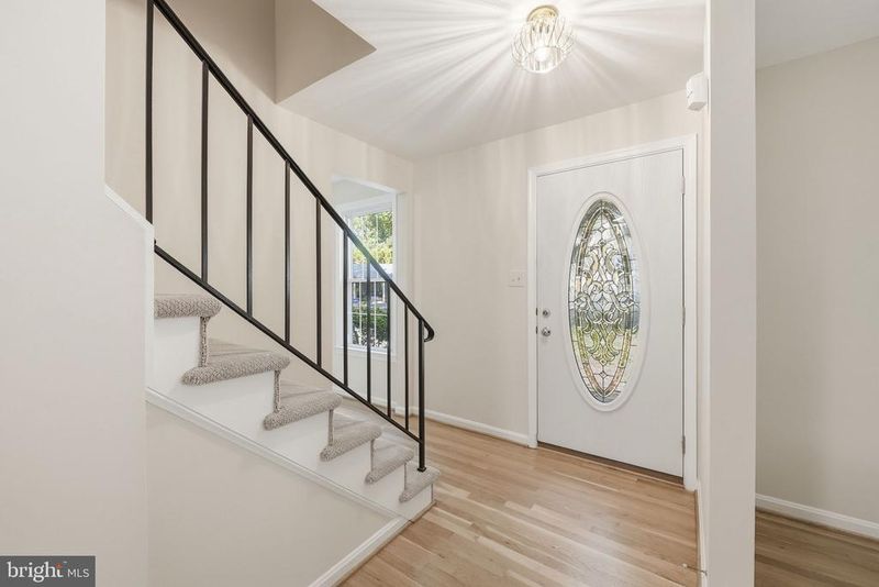 820 S Quincy St, Arlington, VA 22204