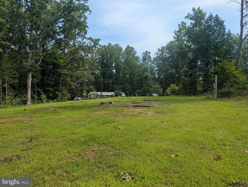 37 Honey Ln, Stafford, VA 22554