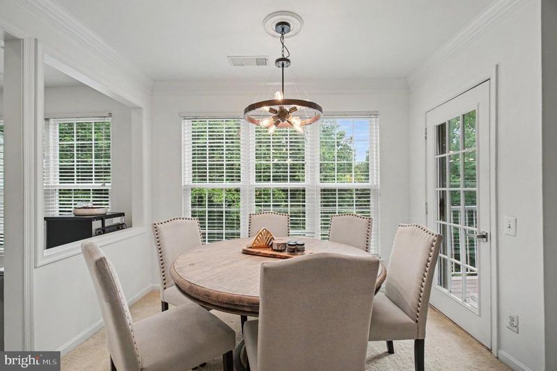 6035 Terrapin Pl #303, Alexandria, VA 22310