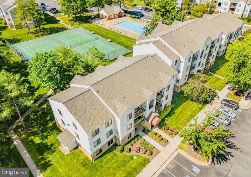 8372 Buttress Ln #202, Manassas, VA 20110