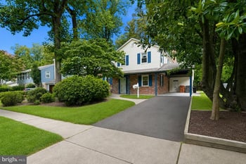 809 Woodley Dr, Rockville, MD 20850