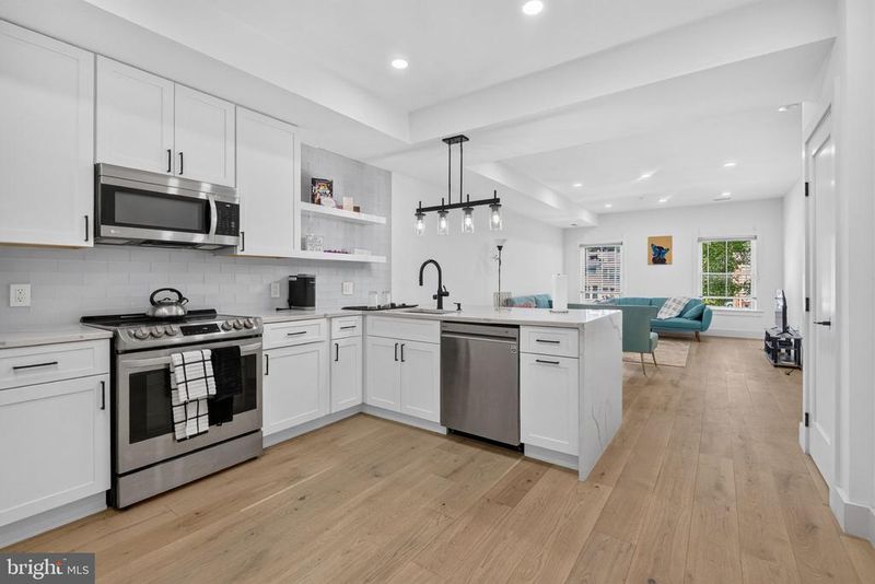 927 Kennedy St NW #304, Washington, DC 20011