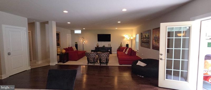 2800 Big Bear Ter, Silver Spring, MD 20906