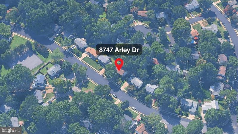 8747 Arley Dr, Springfield, VA 22153