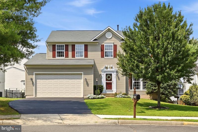 104 Duvall Ct SE, Leesburg, VA 20175