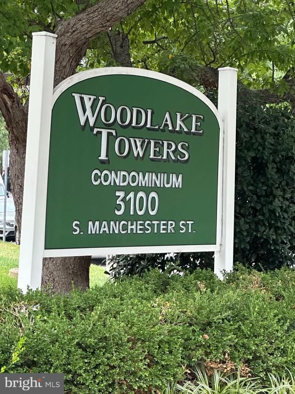 3100 S Manchester St #832, Falls Church, VA 22044