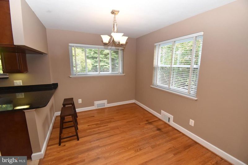 6627 32nd St N, Arlington, VA 22213