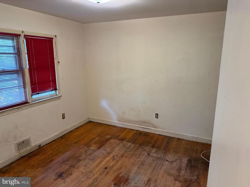 9309 Tuckerman St, Lanham, MD 20706
