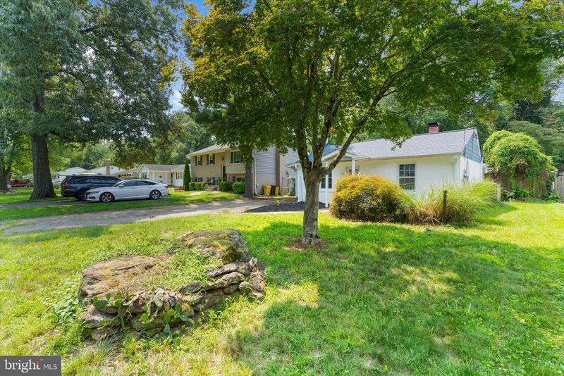 758 Whitneys Landing Dr, Crownsville, MD 21032