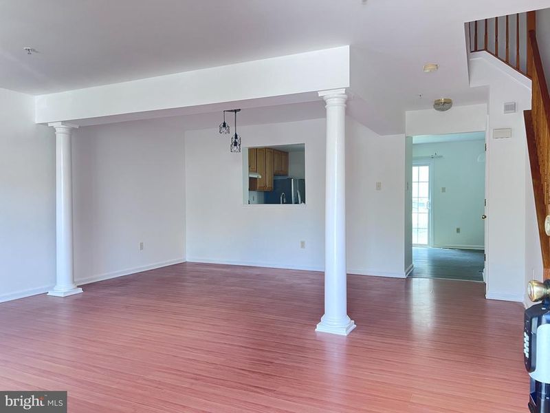 2101 Buell Dr, Frederick, MD 21702