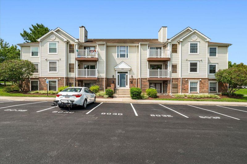 803 Stratford Way #H, Frederick, MD 21701