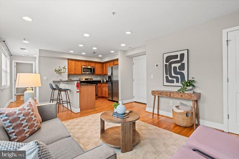 1628 C St SE #202, Washington, DC 20003