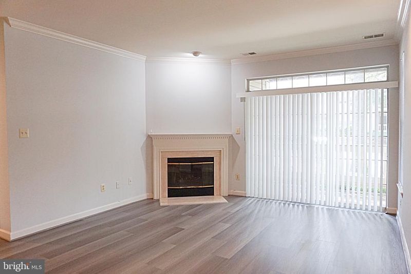 10824 Antigua Ter #103, Rockville, MD 20852