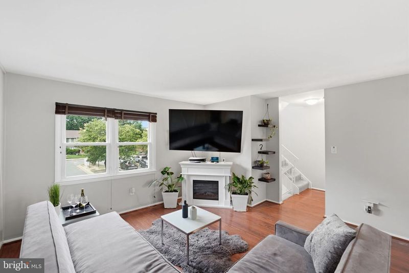 6504 Buckland Ct, Fort Washington, MD 20744