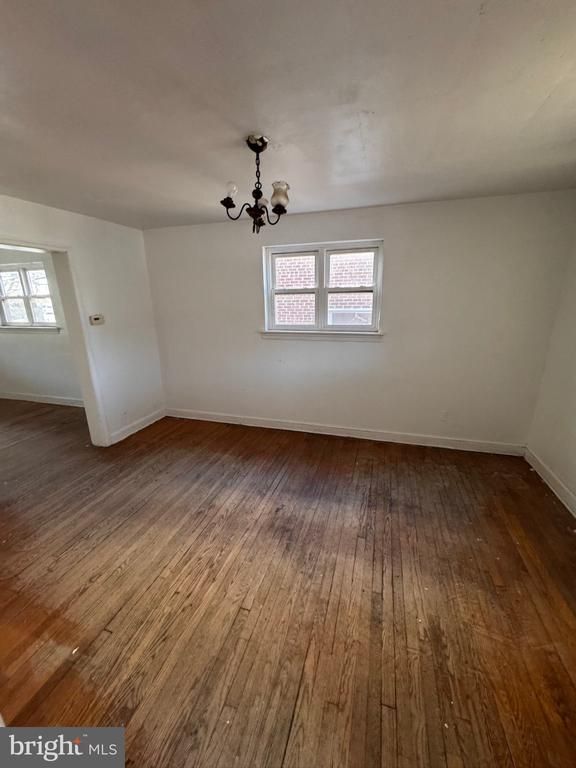 211 49th St NE, Washington, DC 20019